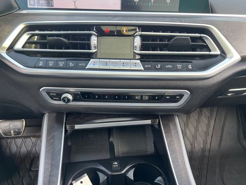 Used 2021 BMW X5 xDrive45e image 29