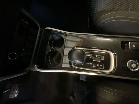 Used 2018 Mitsubishi Outlander SE image 20