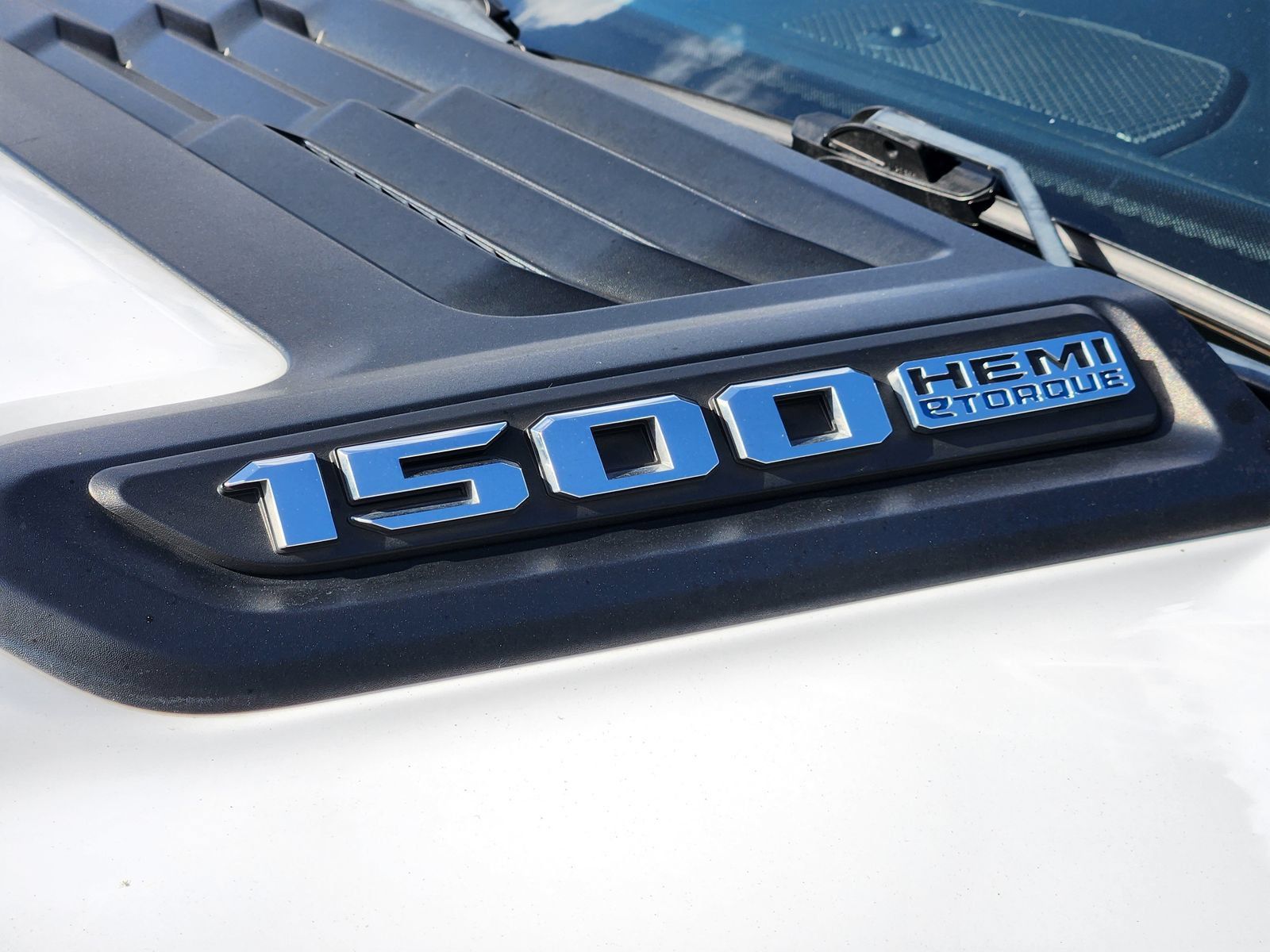 Used 2022 RAM 1500 Laramie w/ Sport Appearance Package RWD image 12