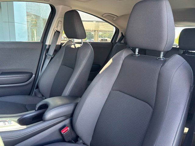 Used 2022 Honda HR-V EX image 9