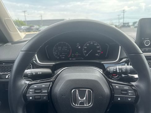 Used 2024 Honda Civic EX-L image 18