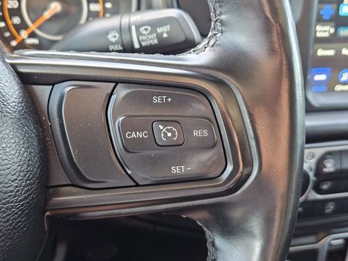 Used 2022 Jeep Gladiator Sport image 25