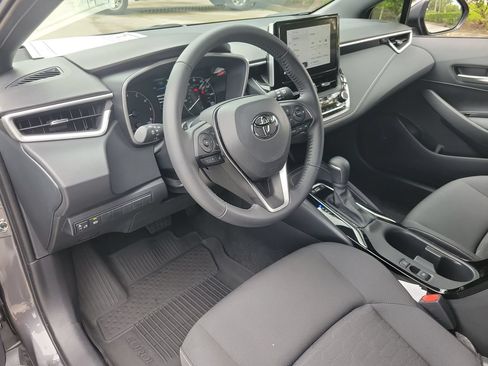 Used 2025 Toyota Corolla SE FWD image 15