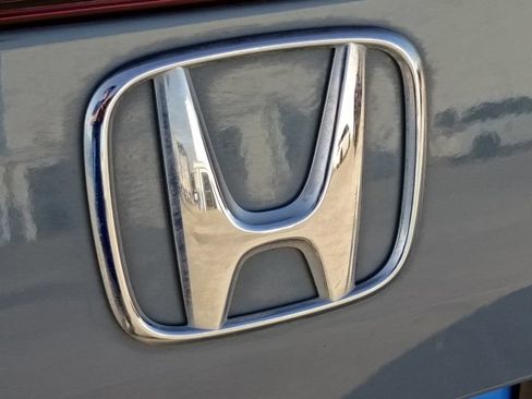 Used 2024 Honda Civic Sport image 11