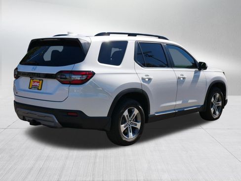 Used 2023 Honda Pilot EX-L image 7