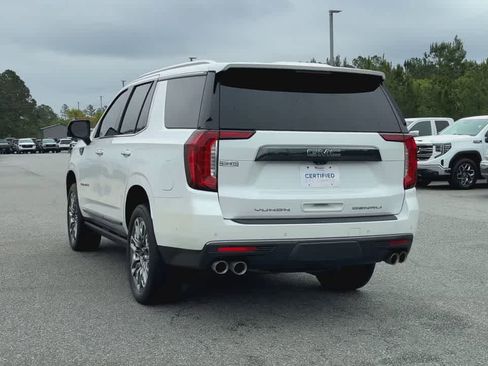 Used 2023 GMC Yukon Denali Ultimate AWD/4WD image 7