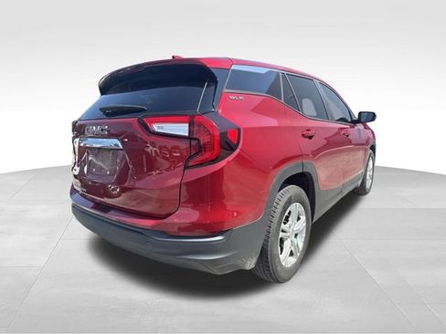 Used 2024 GMC Terrain SLE FWD image 7