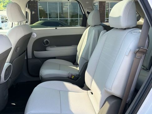 Used 2026 Hyundai Palisade Limited AWD/4WD image 12
