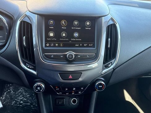 Used 2019 Chevrolet Cruze LS w/ LS Convenience Package FWD image 21
