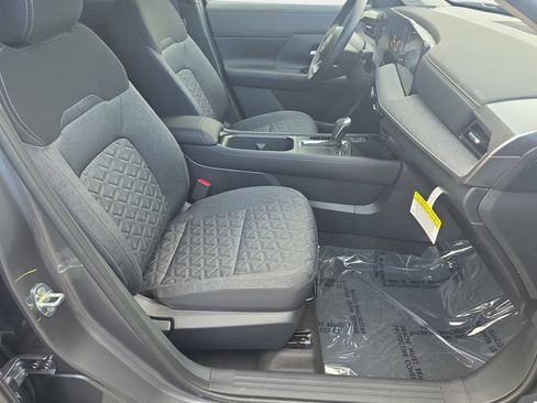 New 2026 Nissan Kicks SV w/ Cold Weather Package FWD image 10