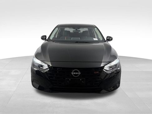 Used 2025 Nissan Sentra SR w/ Midnight Edition FWD image 10