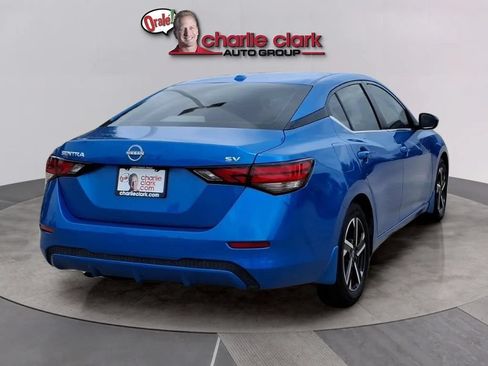 Used 2024 Nissan Sentra SV FWD image 6
