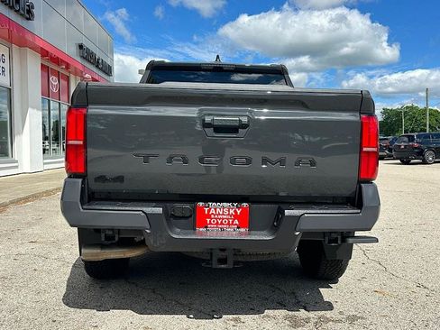 Certified 2024 Toyota Tacoma TRD Off-Road AWD/4WD image 4