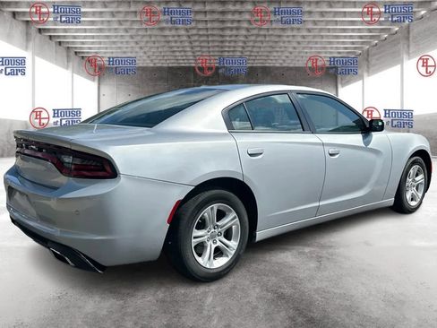 Used 2021 Dodge Charger SXT w/ Leather Interior Group image 5