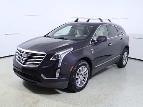 Used 2018 Cadillac XT5 Luxury w/ Driver Awareness Package image 4