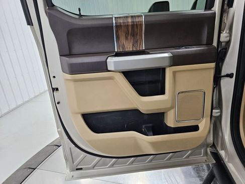 Used 2018 Ford F150 Lariat AWD/4WD image 30