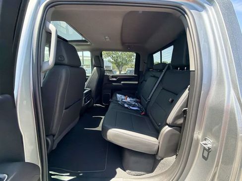New 2026 GMC Sierra 2500 SLT AWD/4WD image 19
