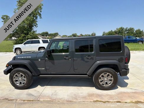 Used 2018 Jeep Wrangler Unlimited Rubicon AWD/4WD image 8