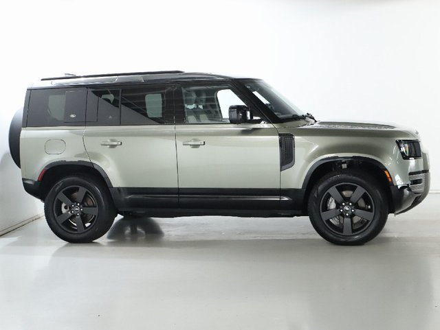 Used 2022 Land Rover Defender 110 X-Dynamic HSE AWD/4WD image 10