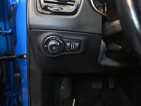 Used 2020 Jeep Compass Limited AWD/4WD image 12