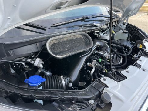 Used 2023 Ford Transit 350 XLT image 19