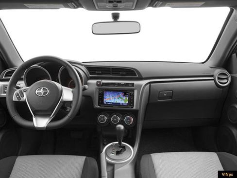 Used 2014 Scion tC image 4