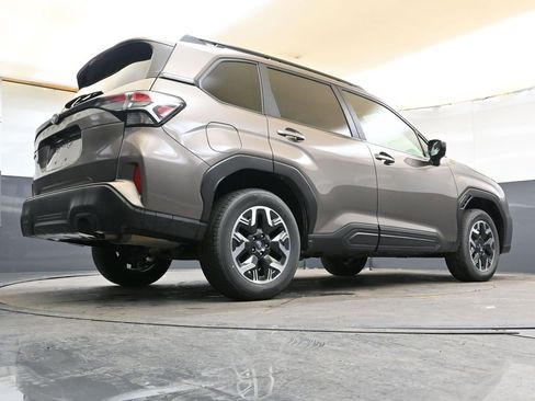 Certified 2025 Subaru Forester Premium image 43