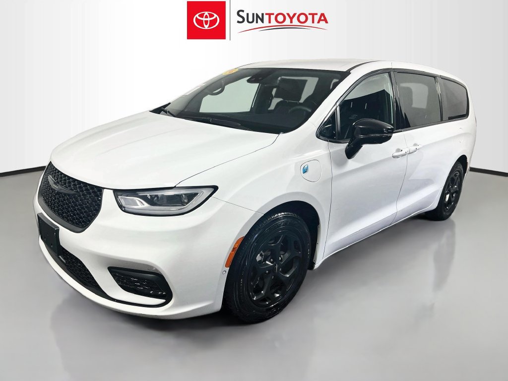 Used 2024 Chrysler Pacifica Limited FWD image 7
