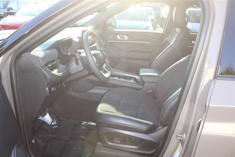 Used 2026 Ford Explorer Tremor AWD/4WD image 9