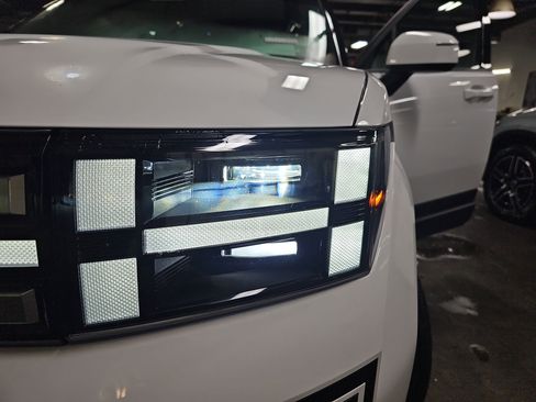 Used 2025 Hyundai Santa Fe SEL image 32