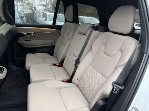 Used 2026 Volvo XC90 B6 Plus w/ Protection Package Premier AWD/4WD image 33