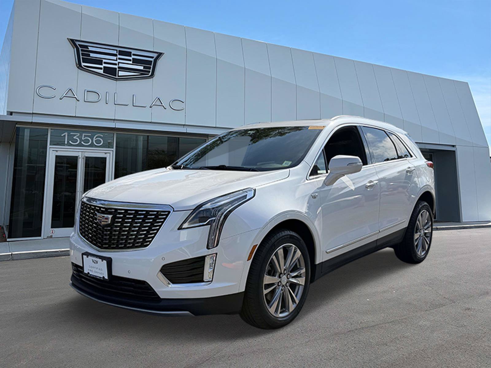 Certified 2024 Cadillac XT5 Premium Luxury AWD/4WD image 1