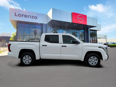 Used 2026 Toyota Tundra SR AWD/4WD image 4