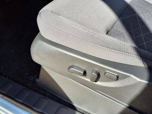 New 2026 Nissan Frontier SV image 11