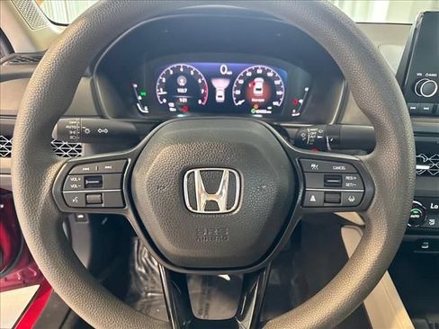 Certified 2025 Honda Accord SE image 8
