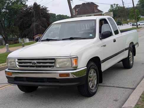 Used 1995 Toyota T100 DX RWD image 11