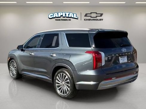 Used 2024 Hyundai Palisade Calligraphy AWD/4WD image 3