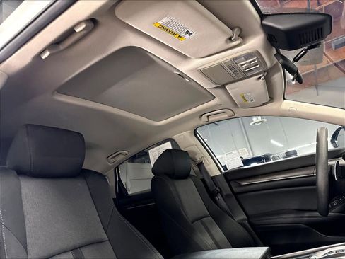 Used 2021 Honda Accord EX image 23