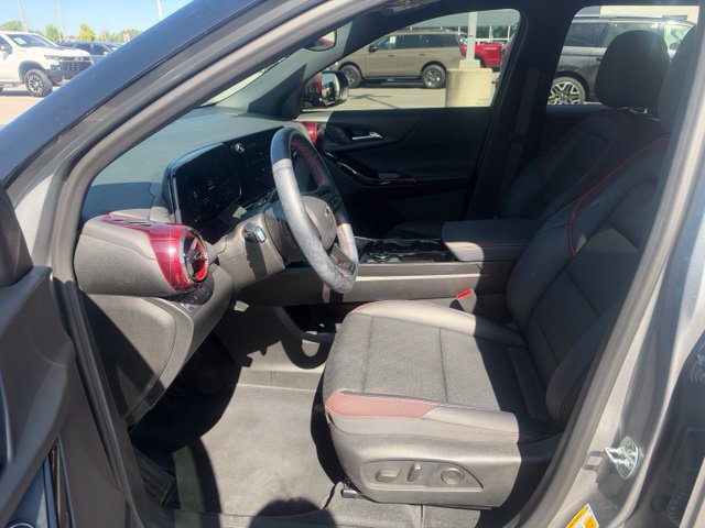 Used 2025 Chevrolet Equinox RS w/ Convenience Package III FWD image 5