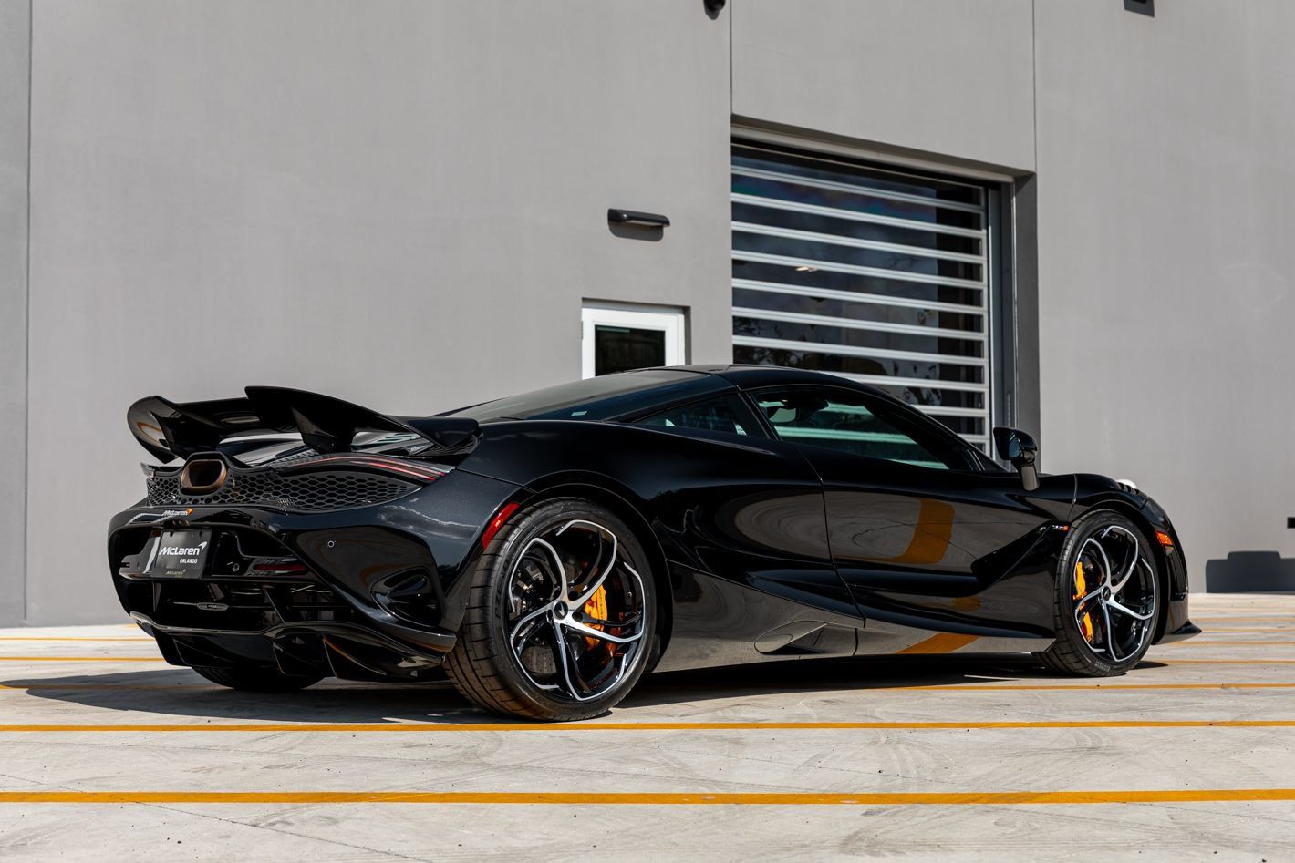 Used 2024 McLaren 750S RWD image 26