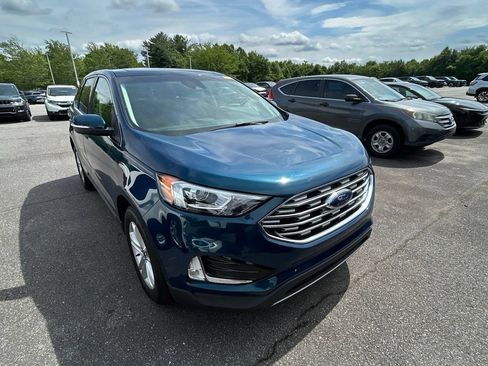 Used 2020 Ford Edge SEL w/ Convenience Package AWD/4WD image 2