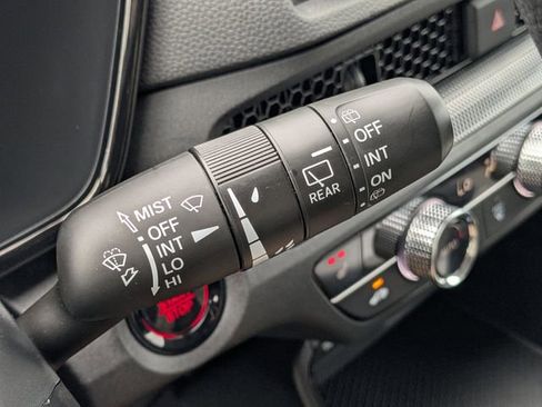 Used 2025 Honda CR-V EX image 27