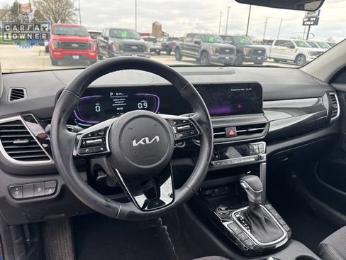 Used 2025 Kia Seltos S AWD/4WD image 24