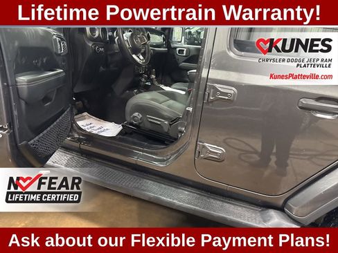 Used 2019 Jeep Wrangler Unlimited Sahara w/ Safety Group AWD/4WD image 21