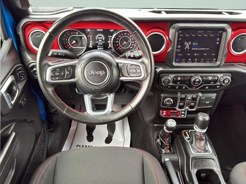 Used 2022 Jeep Wrangler Unlimited Rubicon AWD/4WD image 16