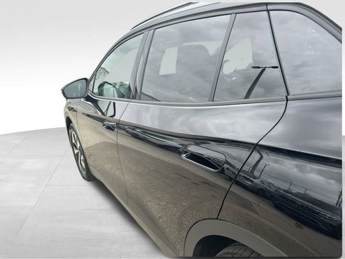 Used 2024 Volkswagen ID.4 2WD image 29