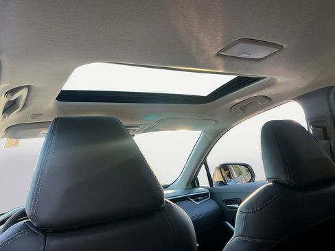 Certified 2026 Toyota Corolla Cross XLE w/ Convenience Package image 20