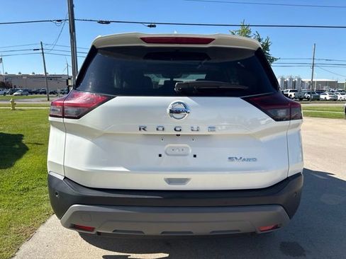Used 2021 Nissan Rogue SV AWD/4WD image 12