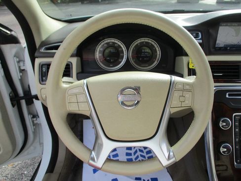 Used 2012 Volvo XC70 3.2 AWD/4WD image 12