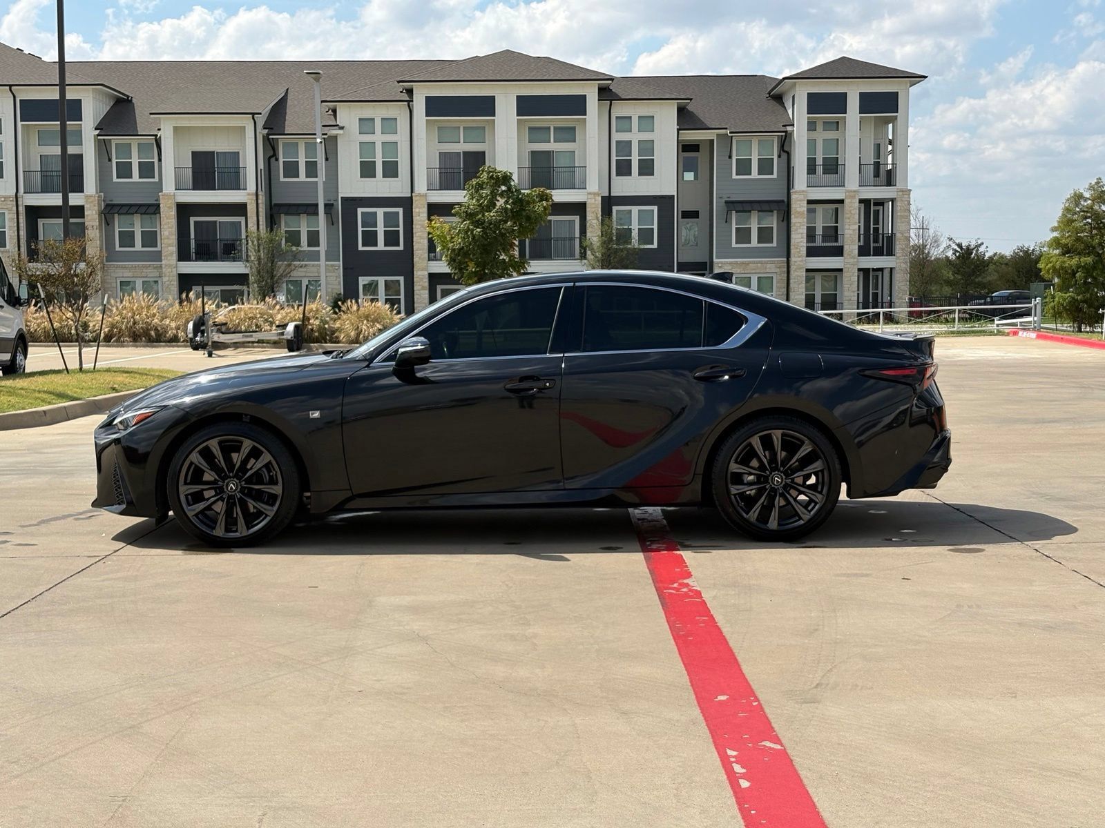 Used 2022 Lexus IS 350 F Sport AWD/4WD image 4